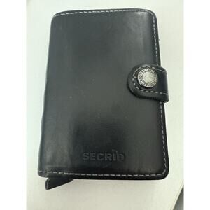 SECRID Men's Slim Black Leather Wallet Money Card Holder